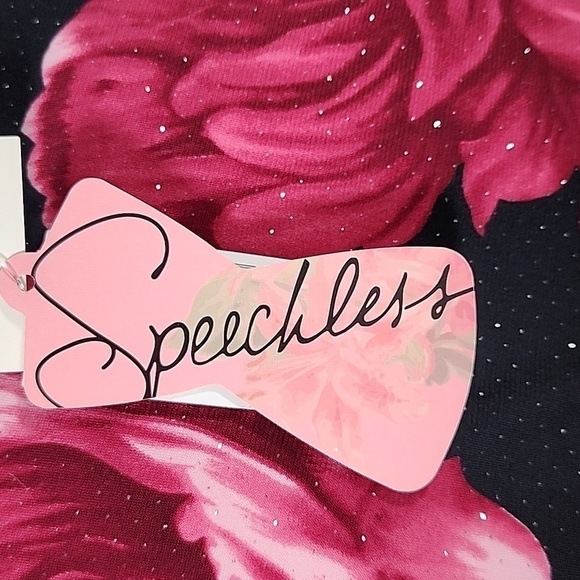 🤎 NWT! Speachless V Neck Dress - Picture 7 of 13